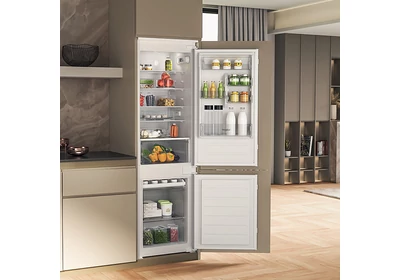 Whirlpool beépíthető hűtő-fagyasztó - WHC18D051A1