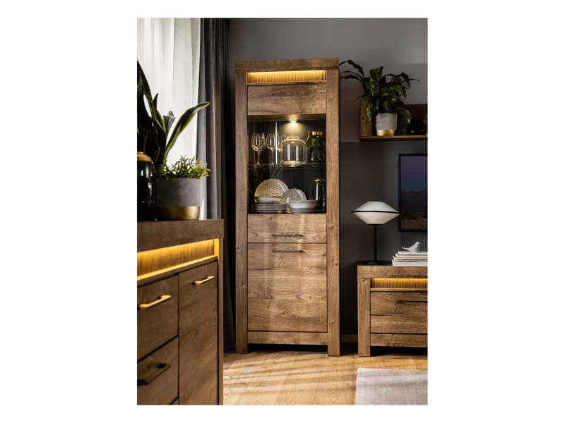 Torin vitrin 2 ajtós (1 vitrines)