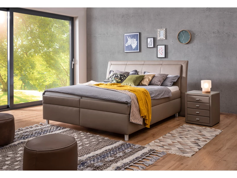 ADA Gala franciaágy