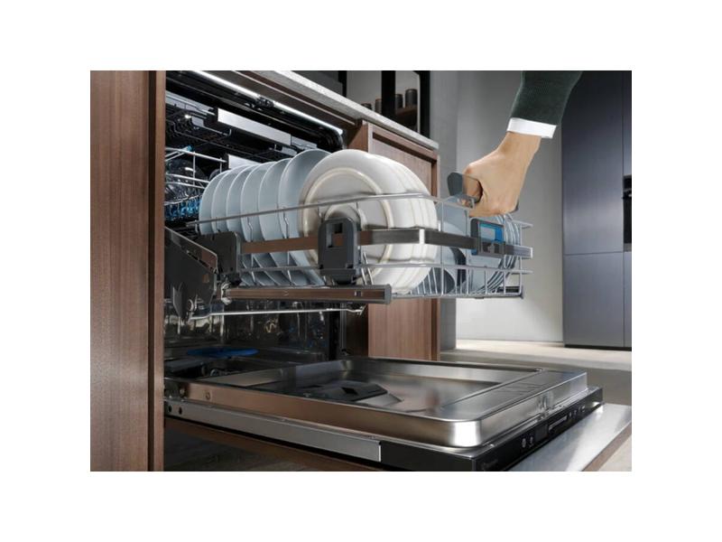 ELECTROLUX KECB7310L TELJESEN BEÉPÍTHETŐ MOSOGATÓGÉP